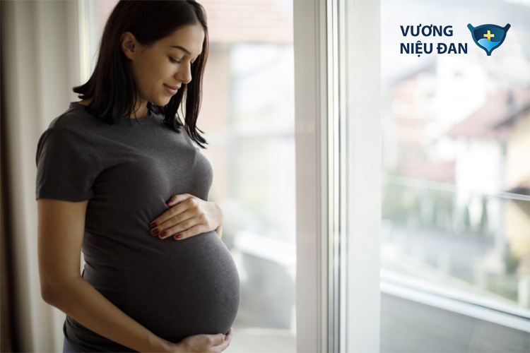 Biện pháp phòng ngừa tác hại nhịn tiểu khi mang thai